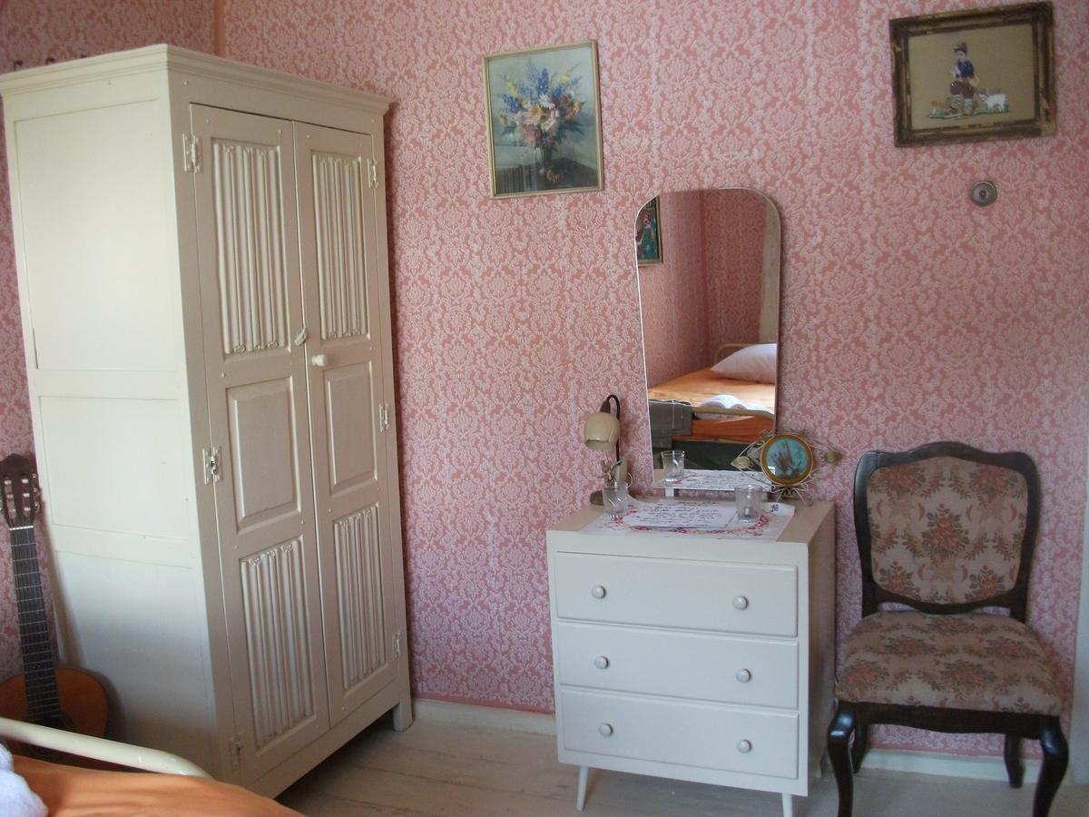 The Pink House Hotel Polkovnik Serafimovo Exterior foto