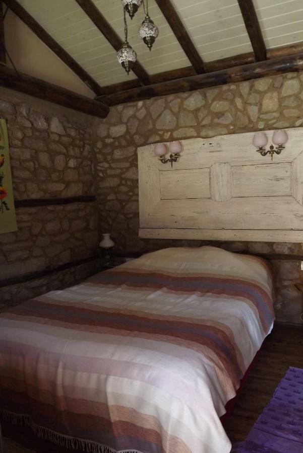 The Pink House Hotel Polkovnik Serafimovo Exterior foto